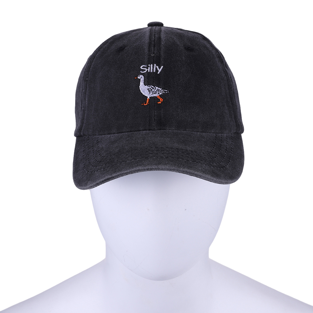Funny Embroidered Silly Goose  - Dad Hat Cotton recensione e prezzo