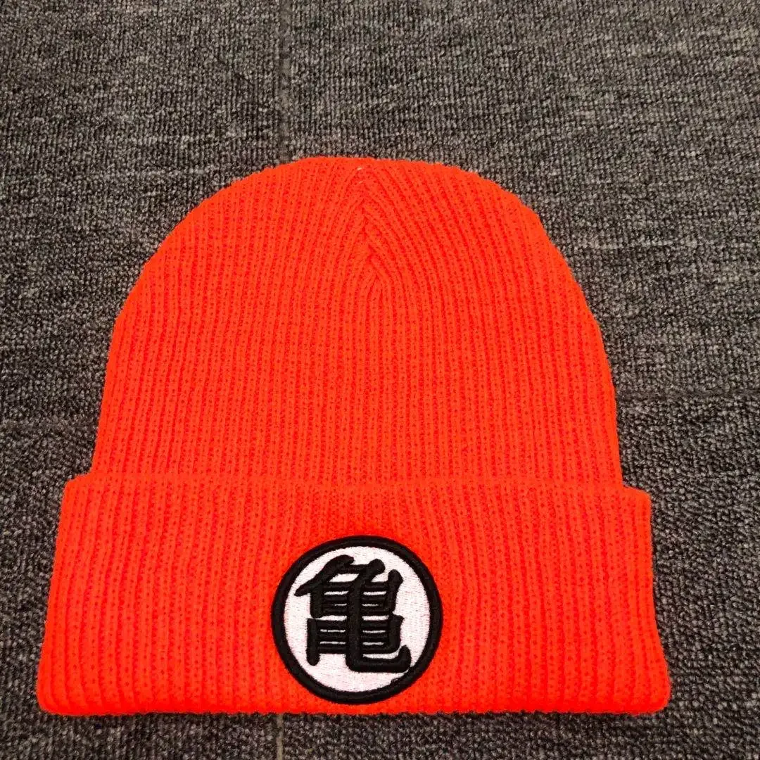 Dragon Ball Embroidery Anime C - Beanie Cuffed Knit recensione e prezzo